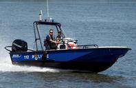 speed-boat-police-boat-water-speed-938407.jpg