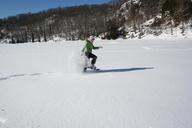 run-snow-female-sport-winter-1096683.jpg