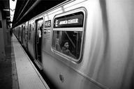 subway-station-train-transportation-698457.jpg