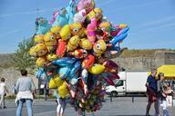 balloons-children-colors-beach-978657.jpg