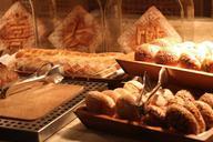 bread-bakery-warm-ambience-315690.jpg