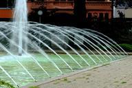 fountain-water-wet-fountain-city-889940.jpg