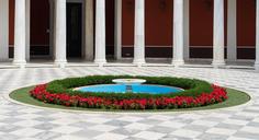 Fountain courtyard Zappeion Athens, Greece.jpg