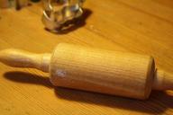 wave-wood-kitchen-utensil-480654.jpg