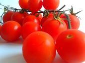 tomatoes-cocktail-vegetables-spray-521320.jpg