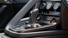 jaguar-sports-car-fast-automobile-1256565.jpg