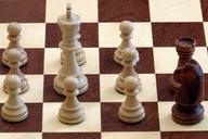 chess-chess-pieces-white-black-385459.jpg