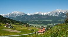 Karwendel-Mountain-range-in-Austria.jpg