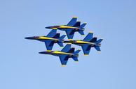 blue-angels-jets-f-18-flight-485331.jpg