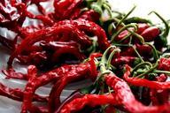 red-chili-peppers-dried-spicy-387517.jpg