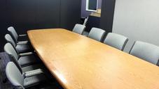 conference-table-business-meeting-1330110.jpg