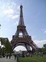 eiffel-tower-destination-paris-637773.jpg