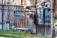 cabin-old-farm-ranch-field-rural-894040.jpg