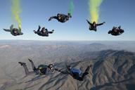 skydiving-team-parachute-603639.jpg