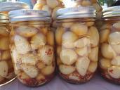 garlic-canning-market-preserving-65665.jpg