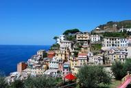 cinque-terre-riomaggiore-liguria-917284.jpg