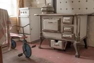 tricycle-retro-kitchen-stove-838398.jpg