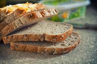 bread-diet-knife-eat-breakfast-570316.jpg