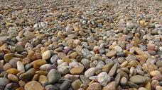 pebbles-stones-about-steinig-plump-277764.jpg