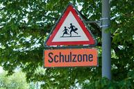 school-street-sign-security-1552784.jpg