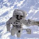 Astronaut-Space-Shuttle-Spacewalk.jpg