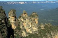 rock-australia-three-sisters-663075.jpg