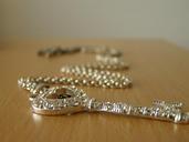 chain-silver-view-from-below-heart-337514.jpg