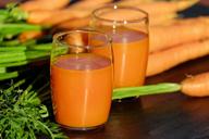 carrot-juice-juice-carrots-1623079.jpg