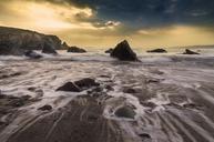 tide-shore-coast-ocean-sea-rocks-569367.jpg