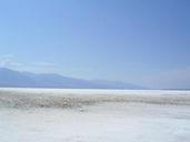 death-valley-desert-landscape-580755.jpg