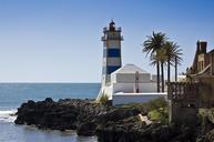 lighthouse-portugal-ocean-coast-515853.jpg