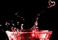 water-red-heart-glass-spray-264979.jpg