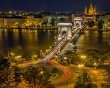 chain-bridge-budapest-hungary-111326.jpg