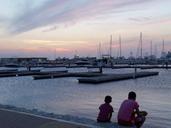 boats-children-beach-barca-1017021.jpg