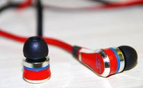 headphones-photography-macro-651632.jpg