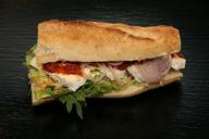 sandwich-brie-cheese-salad-rukola-1581317.jpg