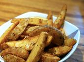 potato-wedges-snack-junk-food-food-843311.jpg