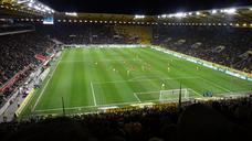 stadium-playing-field-viewers-95934.jpg