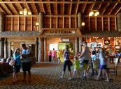 Old_Faithful_Lodge,_lobby.jpg