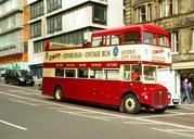 bus-tourists-scotland-edinburgh-598476.jpg