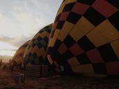 hot-air-balloons-balloons-ballooning-691425.jpg