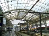 salzburg-hauptbahnhof-metal-roofing-719410.jpg