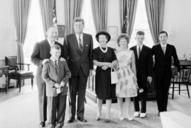 President_John_F._Kennedy_with_Unidentified_Visitors.jpg