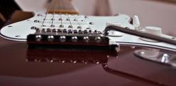 guitar-strings-losses-832819.jpg