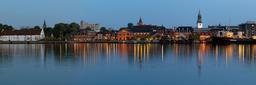 aalborg-waterfront-city-%E2%80%8B%E2%80%8Bby-night-745345.jpg