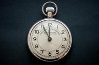 pocket-watch-time-time-of-old-507935.jpg