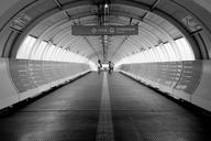 subway-station-underground-922668.jpg