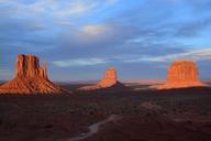 monument-valley-nature-valley-666770.jpg