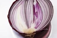 onion-allium-cepa-red-onion-sliced-276585.jpg