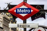 subway-madrid-spain-sign-metro-273505.jpg